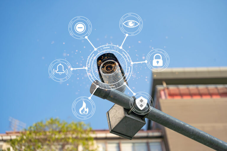 Surveillance CCTV at the ceiling outside the office building, the smart camera can record video day and night. This will keep you safe from digital thieves, explore the anti-theft system.